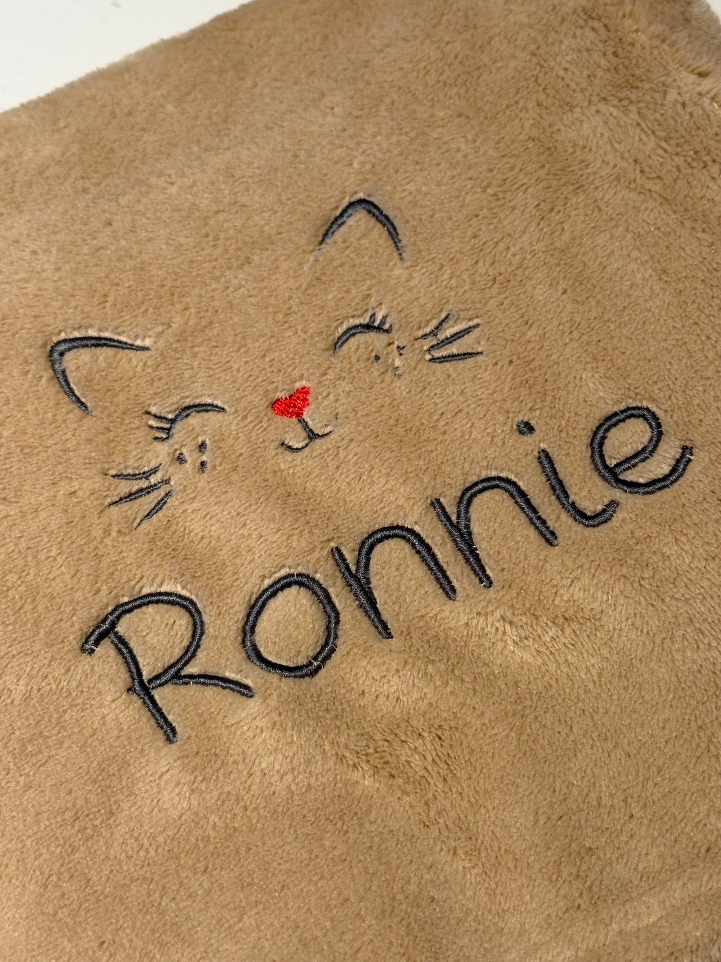 Personalised Embroidered Pet Cat/Kitten Blanket