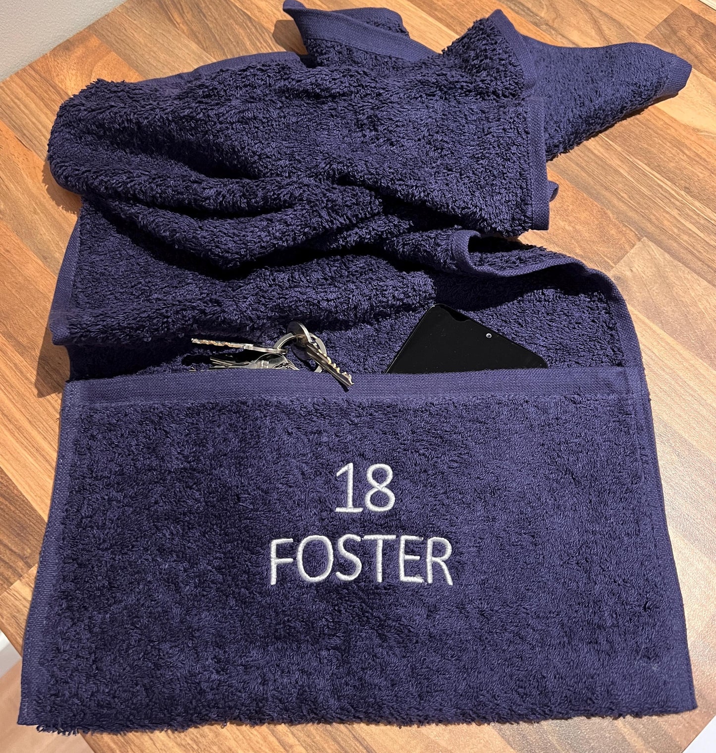 Gym Towel with Zipped Pocket. Spin Class Woman. Personalised Embroidery